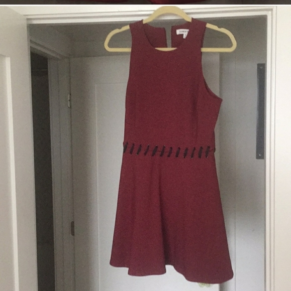 Elizabeth and James dress - Picture 2 of 4